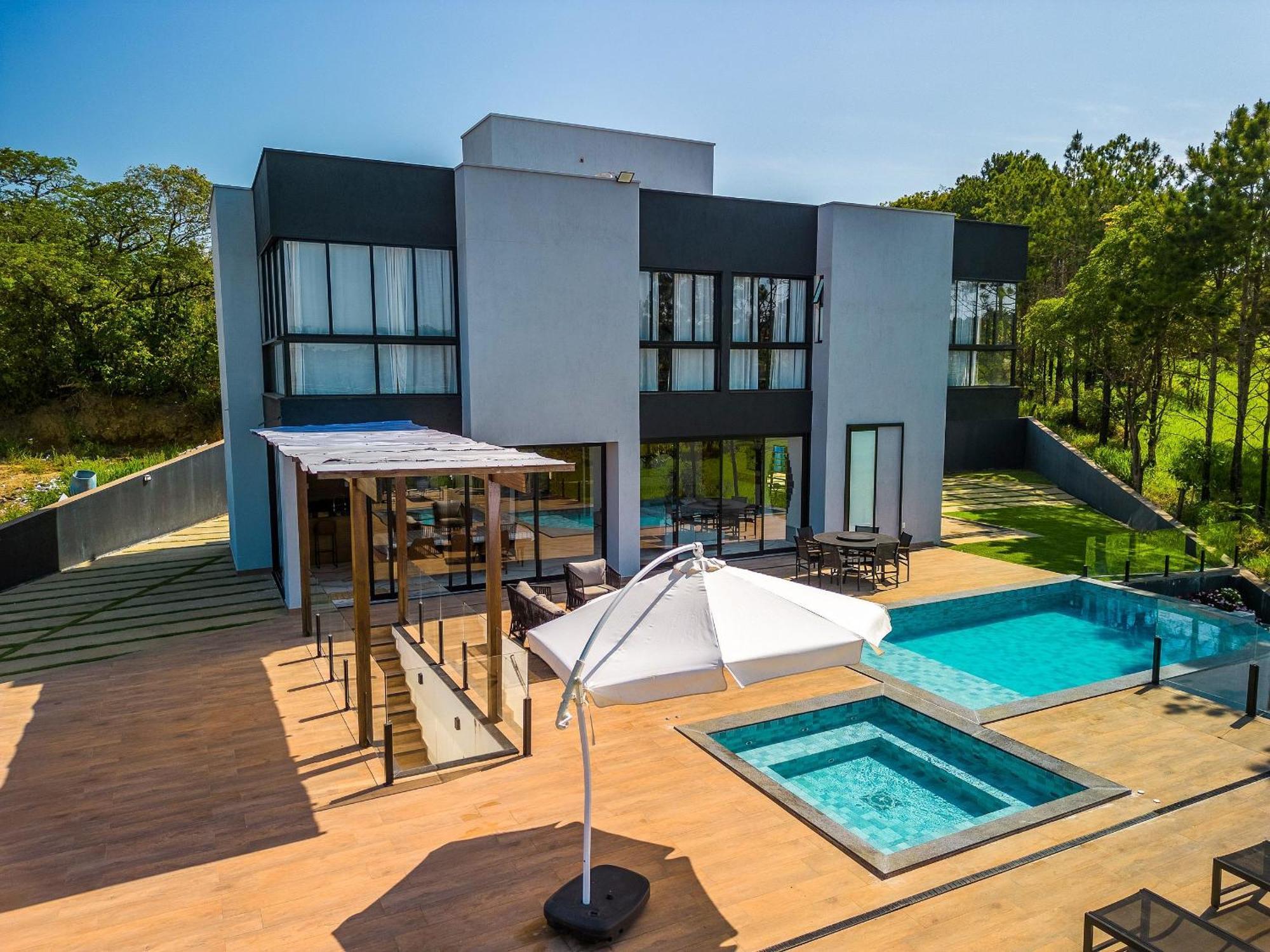 Pousada Com Piscina, Jacuzzi E Com Vista Em Capitolio - Casa Decore 外观 照片