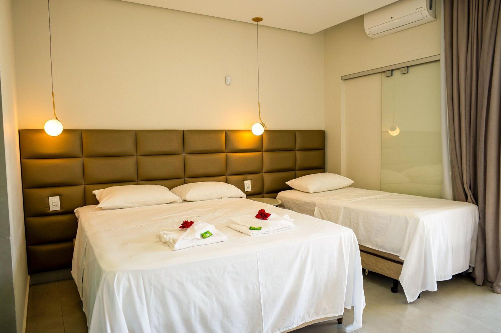 Pousada Com Piscina, Jacuzzi E Com Vista Em Capitolio - Casa Decore 外观 照片